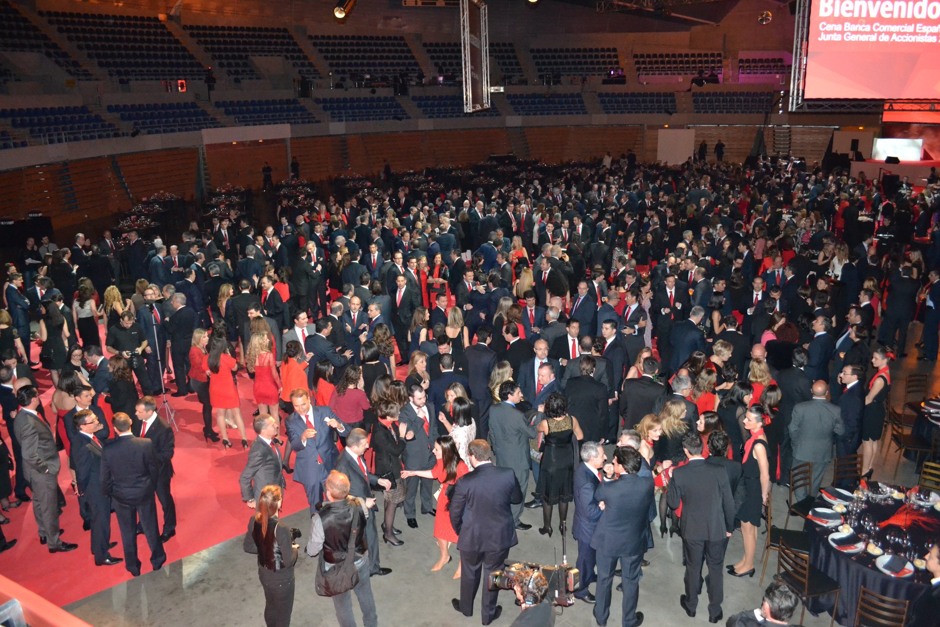 Gala del Banco Santander servida por Hostería de Castañeda en el Palacio de Deportes de Santander